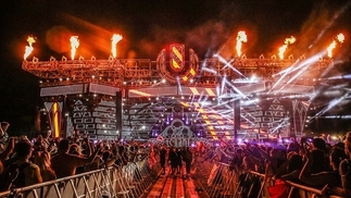 Ultra main stage with fire shooting out of it