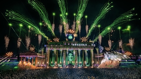 Photo of the main stage at Airbeat One festival